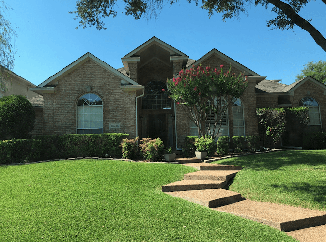 Business listing image